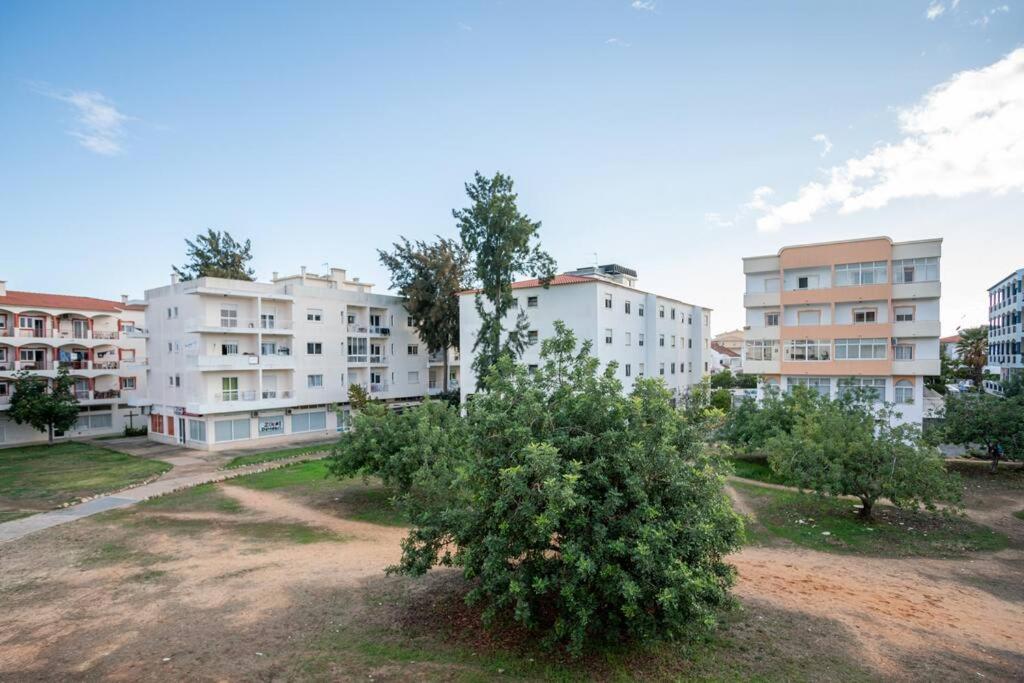 Blife Allya Private Rooms Faro Exterior photo