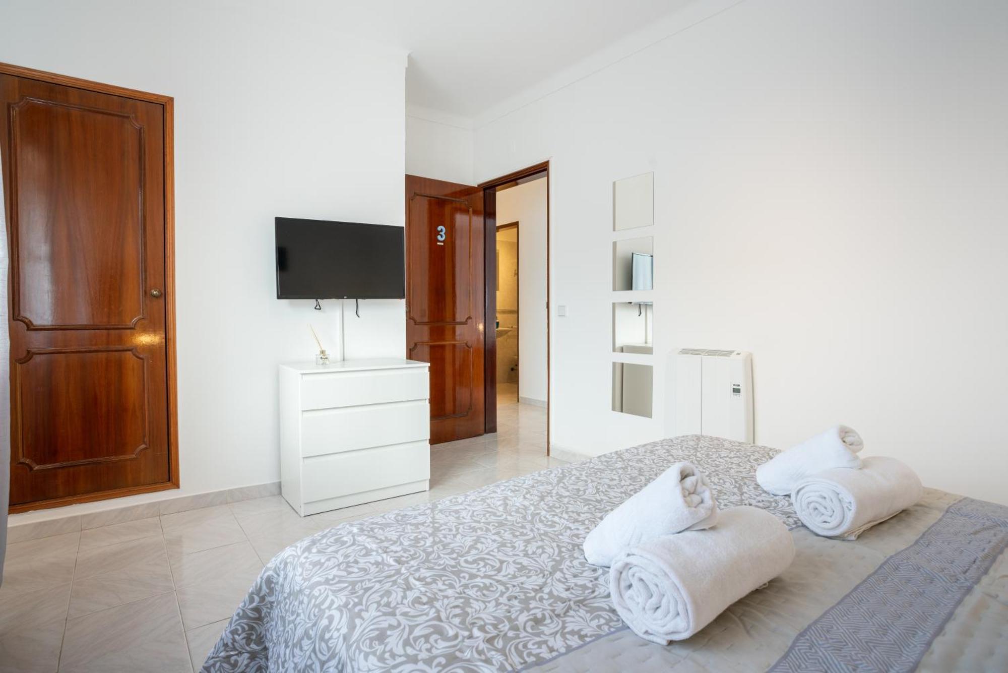 Blife Allya Private Rooms Faro Exterior photo